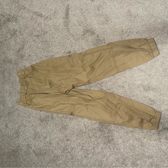 TNA Aritzia cargo pants - Picture 3 of 6